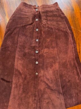 70’s Vintage Button-Front Suede Midi Skirt - Deep Brown, small, festival
